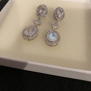 Beautiful crystal statement earrings